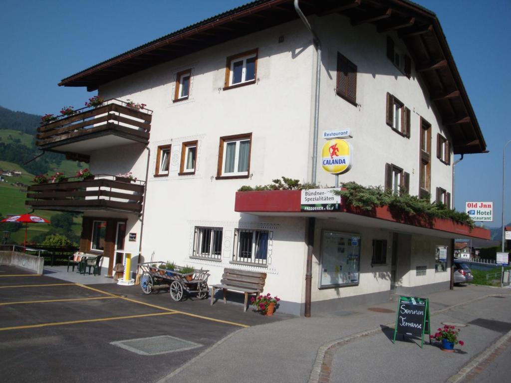 Hotel Old-Jnn Saas im Prattigau Экстерьер фото